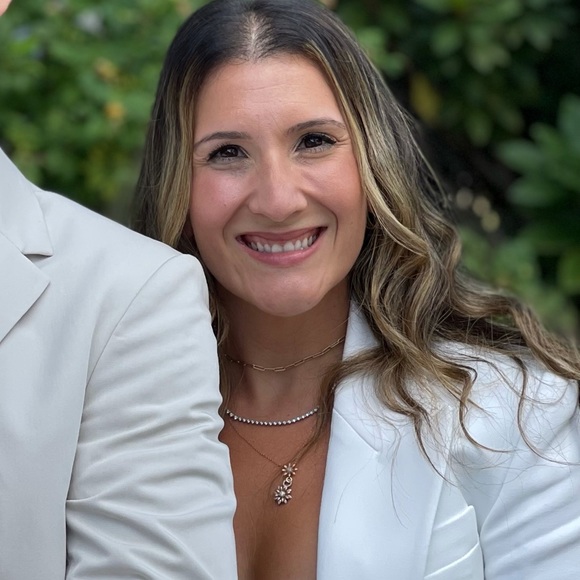 Meet your Posher, Sarah - Picture 1 of 1